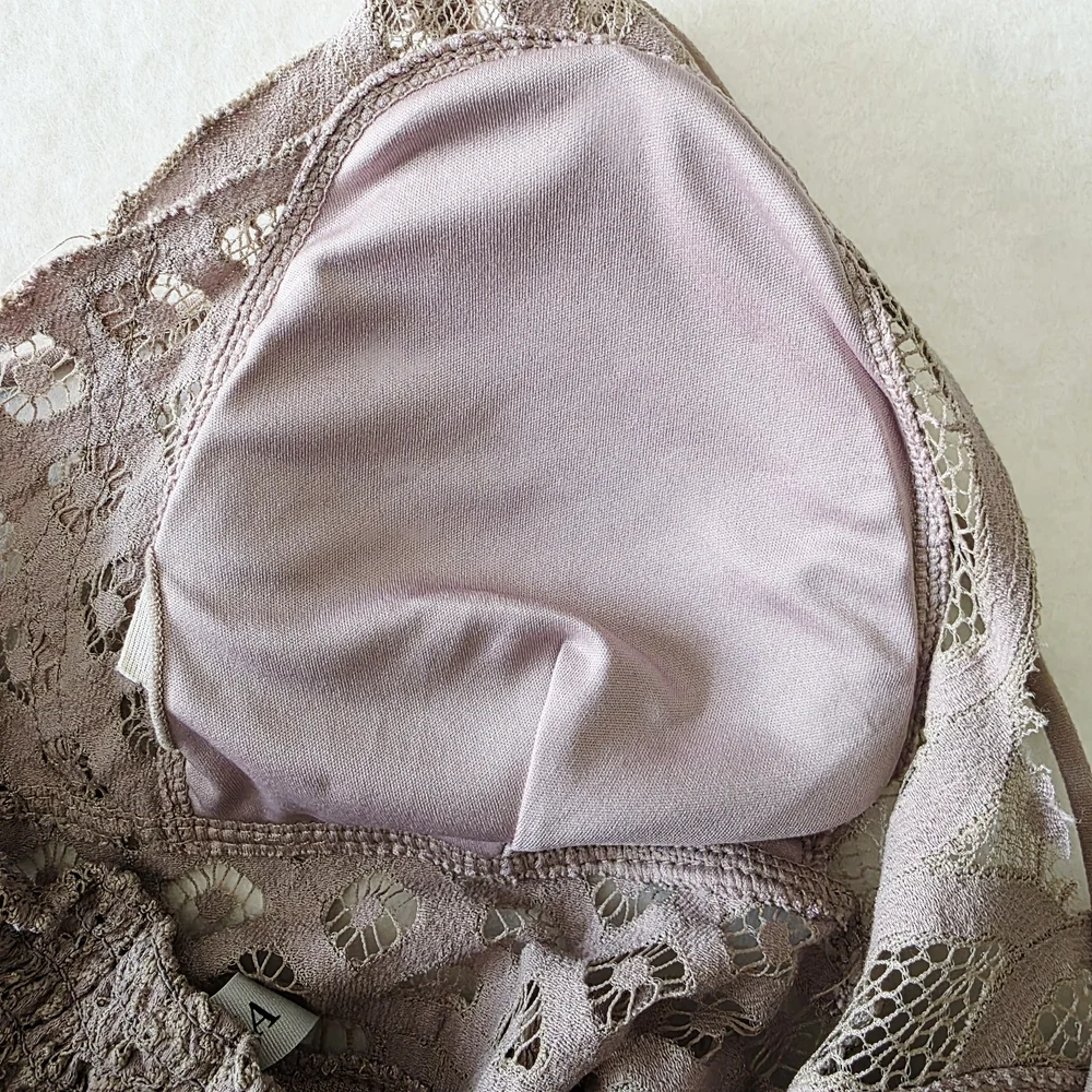 Zenana Women's Lace Spaghetti Strap Tank Top Size L - Picture 5 of 7